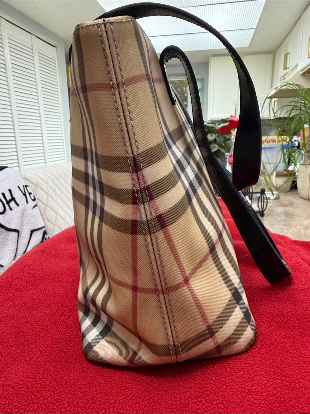 Burberry Beige Check Tote with Black Leather Handles - Picture 2 of 6